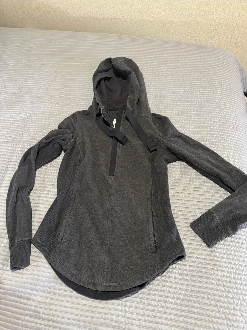 lululemon athletica Dark Charcoal Hooded Pullover old version .